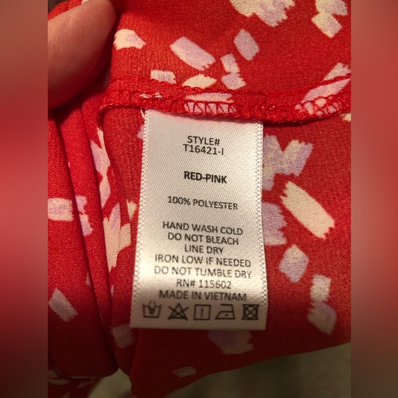 Lush red, pink & white polyester flowy tank, S - Picture 12 of 13